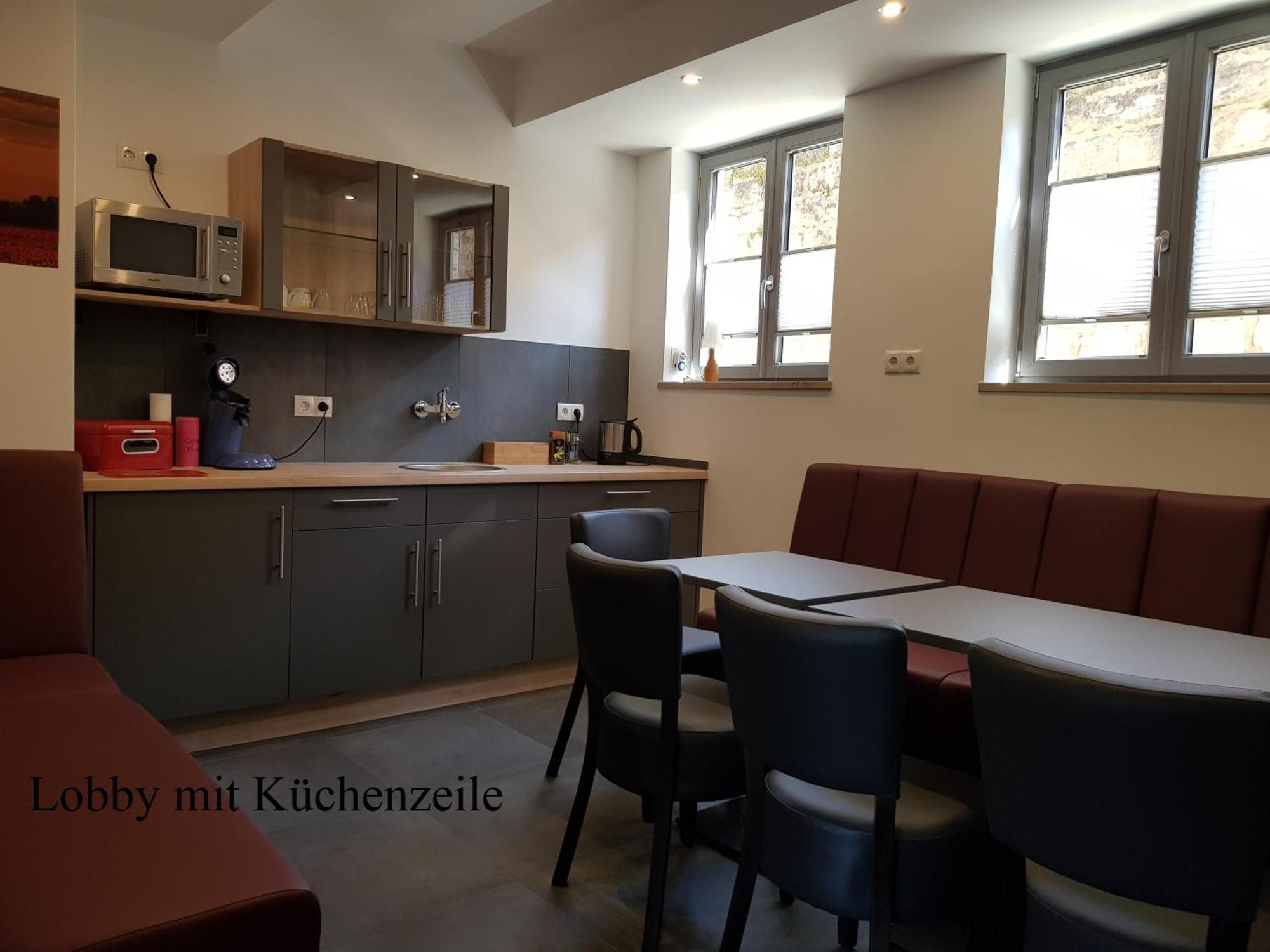 Hotel Garni Und Apartments Zur Krone Hilpoltstein Eksteriør billede