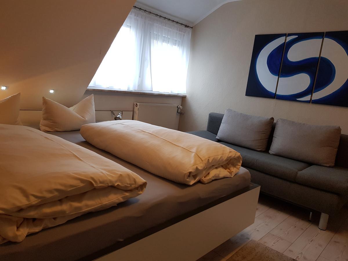 Hotel Garni Und Apartments Zur Krone Hilpoltstein Eksteriør billede